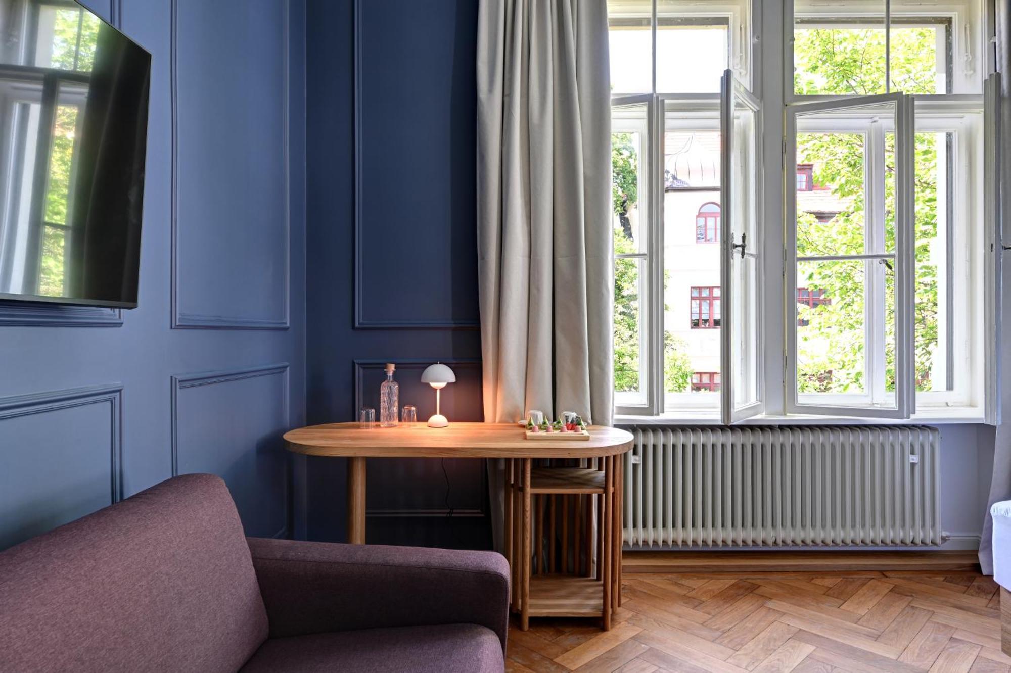 Uhland Munich